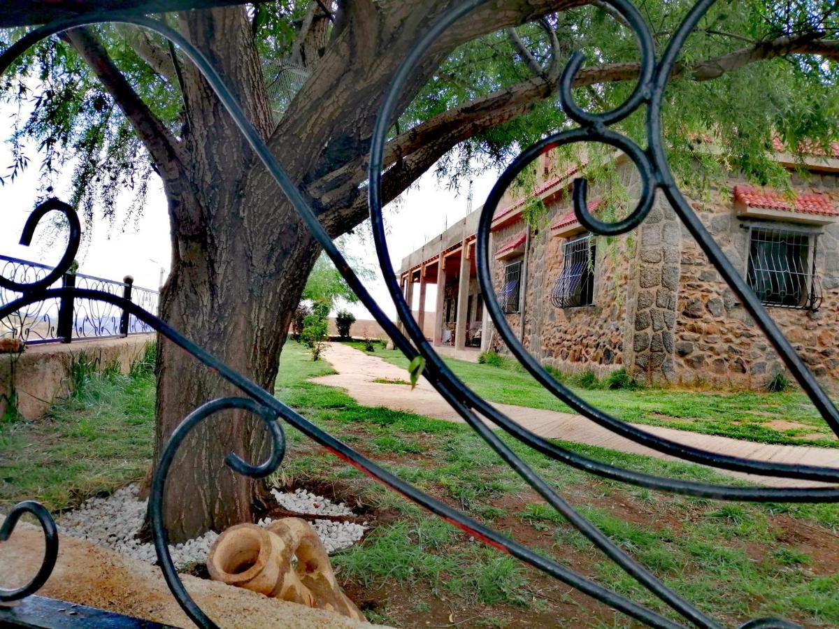Tamanoucht Hotel Ifrane  Ngoại thất bức ảnh